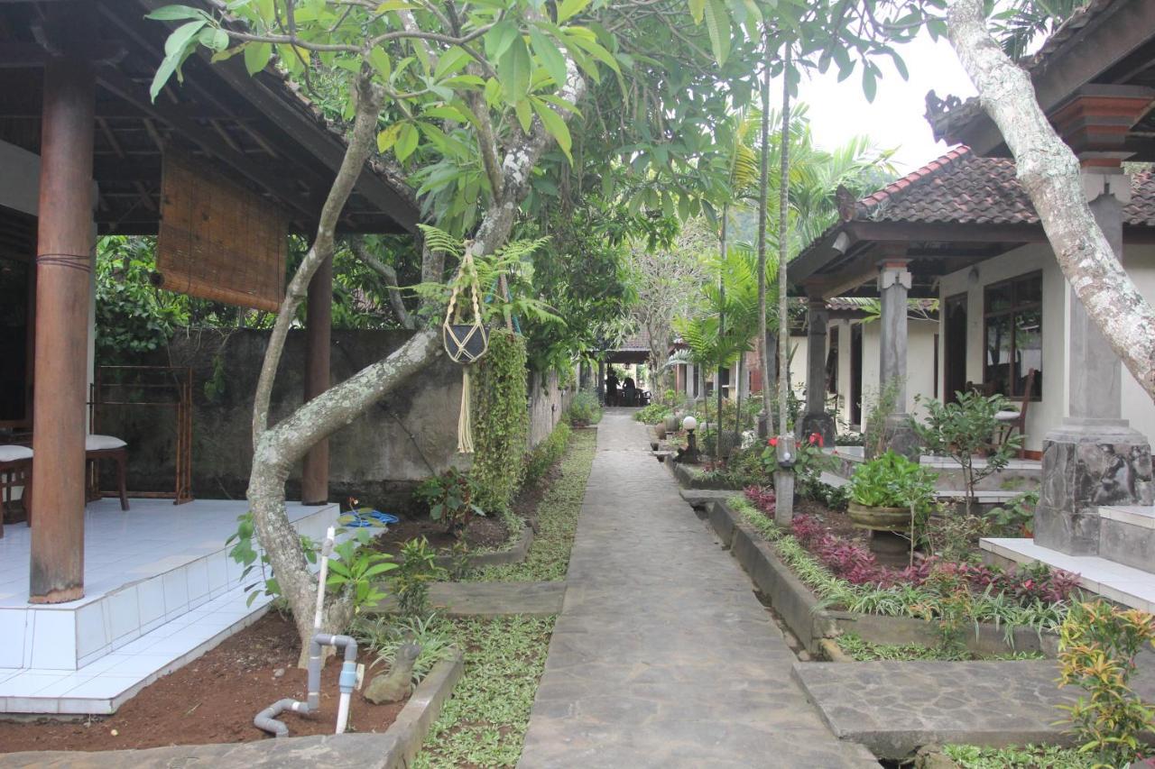 Temple Cafe & Cottages Candi Dasa  Bagian luar foto